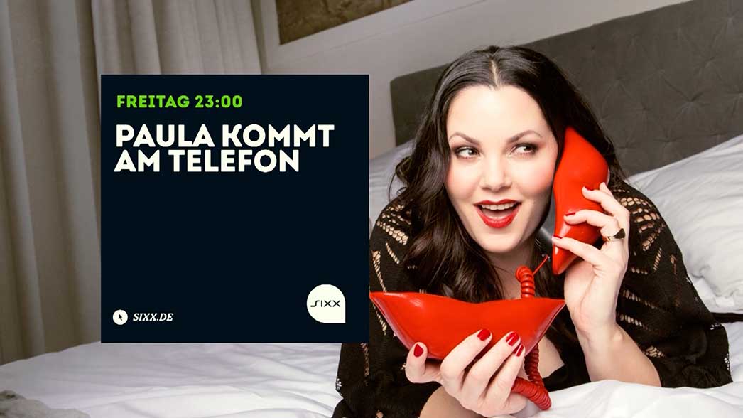 Paula kommt am Telefon